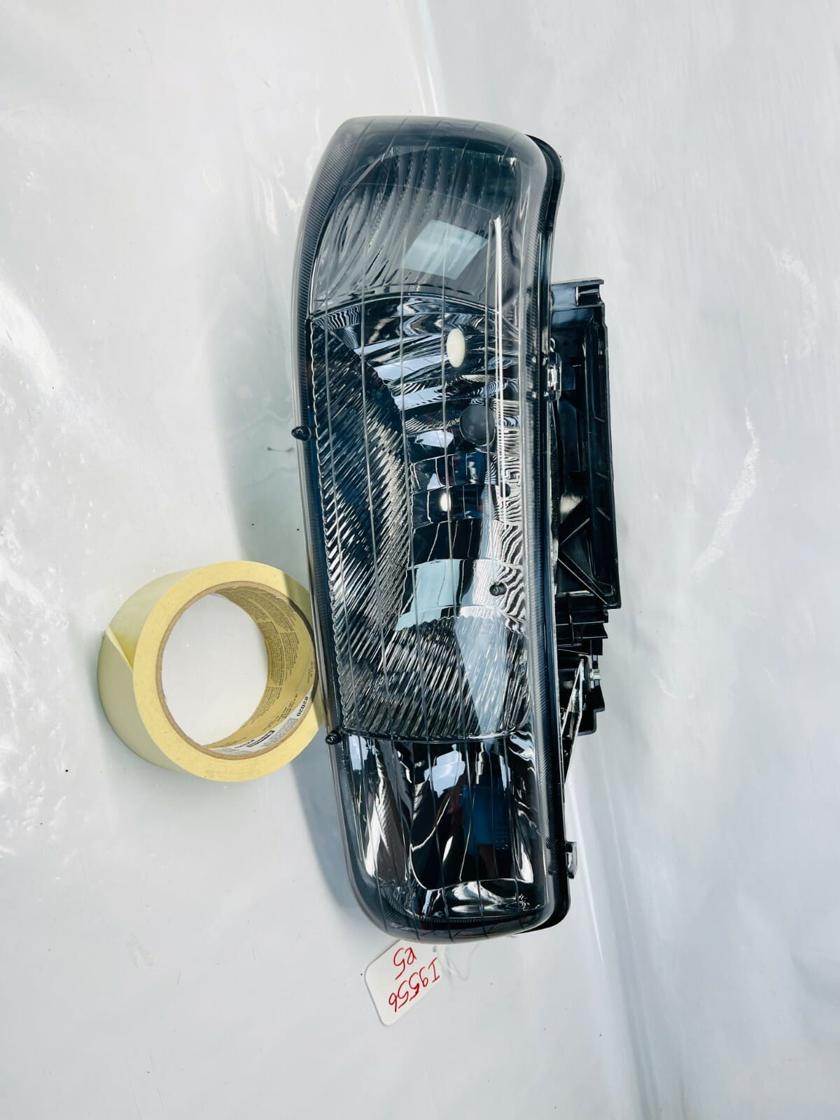 2000 2001 2002 2003 2004 2005 2006 CHEVY SILVERADO SUBURBAN RIGHT HEADLIGHT - Image 7