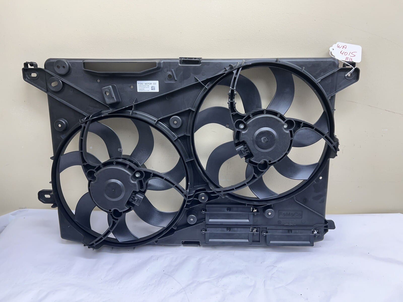 2013-2015 2016 2017 2018 2019 2020 FORD FUSION GENUINE COOLING FAN DG9Z8C607J