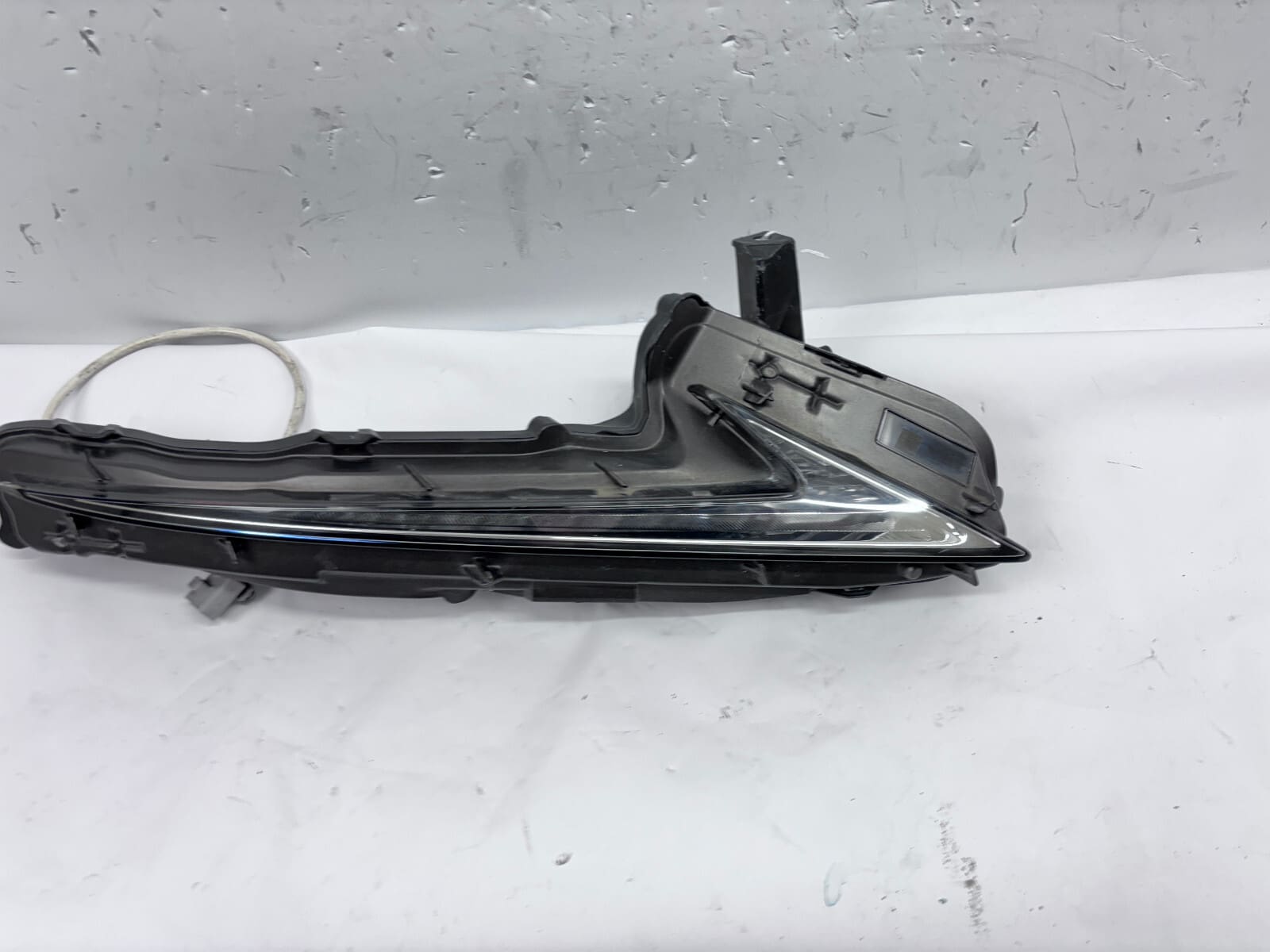 2014 2015 2016 LEXUS IS IS250 IS350 LED FRONT RIGHT OEM RUNNING LIGHT TESTED - Image 2