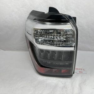 2014-2018 2019 2020 2021 2022 2023 toyota 4runner halogen left oem tail light