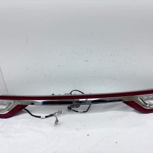 2017-2019 2020 LINCOLN CONTINENTAL LED REAR OEM CENTER TAIL LIGHT GD9B13B433AU
