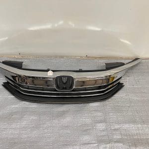71121-T2FX-A5 2016 2017 HONDA ACCORD GRILLE OEM GENUINE SEDAN CHROME