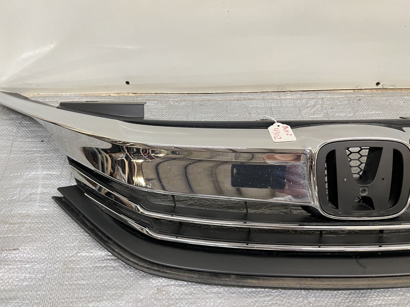 71121-T2FX-A5 2016 2017 HONDA ACCORD GRILLE OEM GENUINE SEDAN CHROME - Image 4