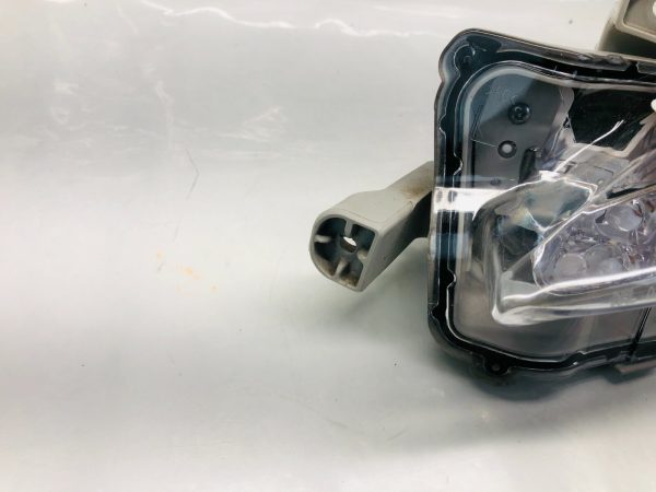 2017 2018 2019 TOYOTA COROLLA LED FRONT LEFT OEM RUNNING LIGHT FOG LIGHT - Image 3