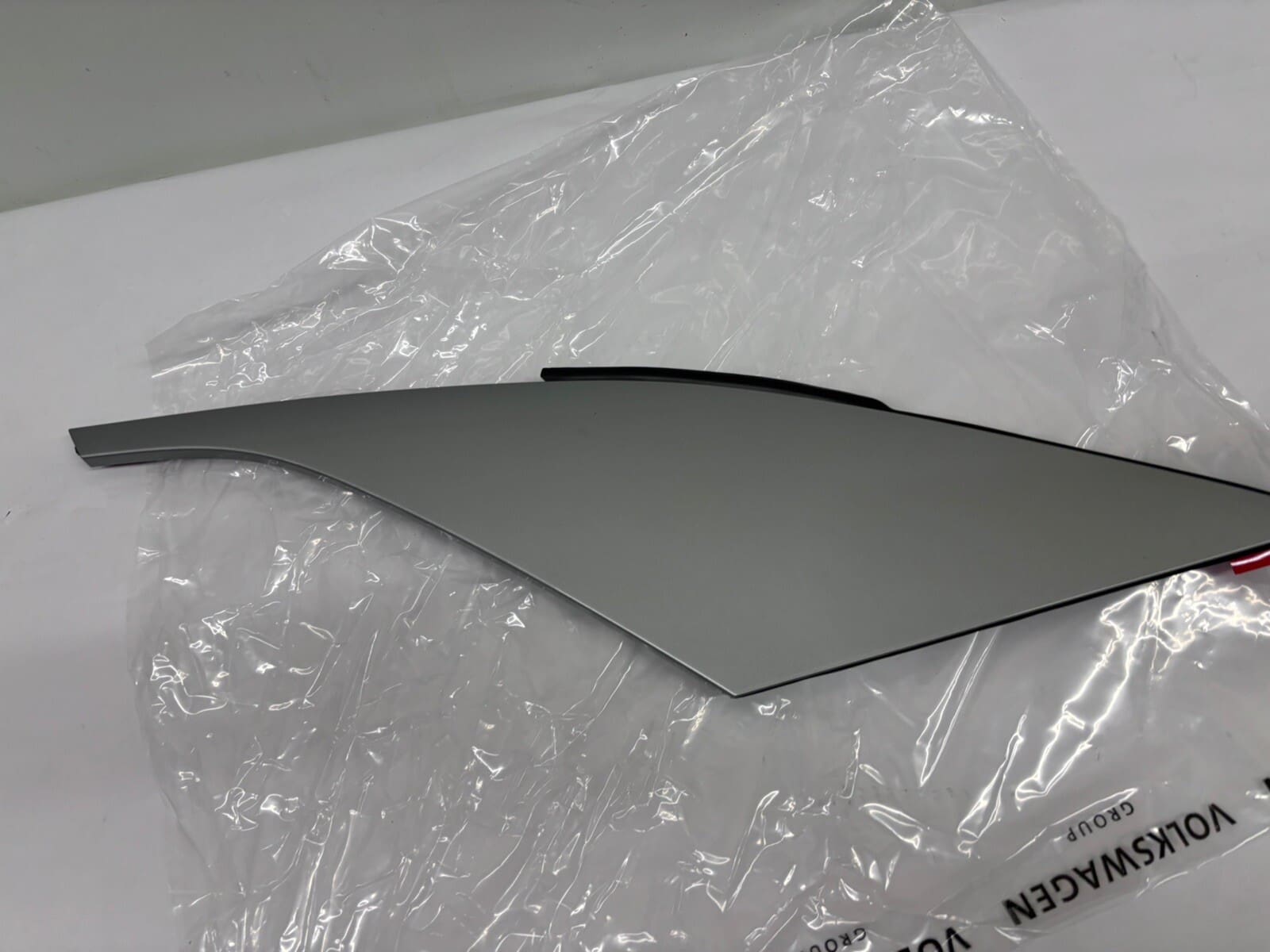 11k853377a. 2021 2022 2023 VW ID.4 Rear Left C Pillar Molding Trim 6H1 Silver - Image 9