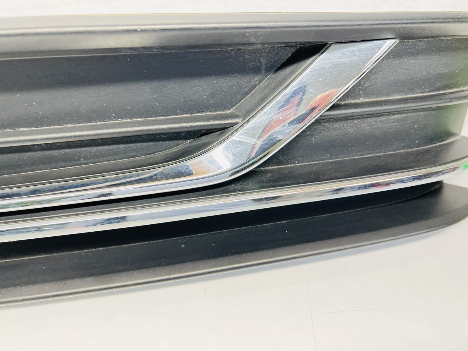 2012 2013 2014 2015 VW PASSAT FRONT RIGHT OEM FOG LIGHT BEZEL TRIM COVER BUMPER - Image 5
