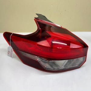 2018 2019 2020 NISSAN KICKS HALOGEN REAR  LEFT OEM TAIL LIGHT
