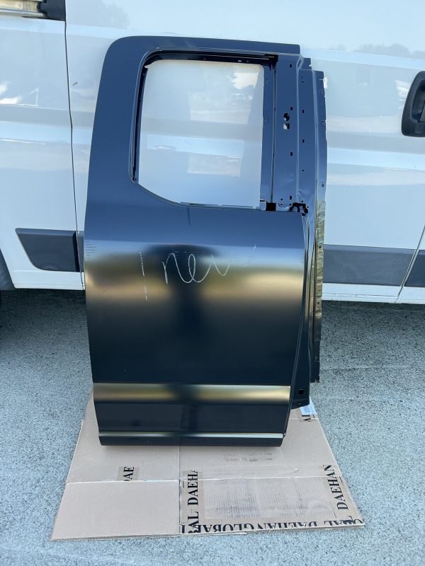15 2016 2017 2018 2019 2020 2021 2022 Ford F150 F250 F350 Rear RH Extended Door