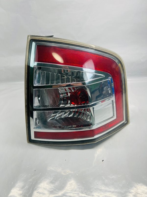 2007 2008 2009 2010 FORD EDGE REAR RIGHT OEM TAIL LIGHT - Image 2