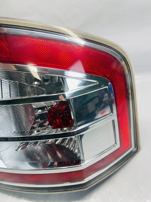 2007 2008 2009 2010 FORD EDGE REAR RIGHT OEM TAIL LIGHT - Image 7