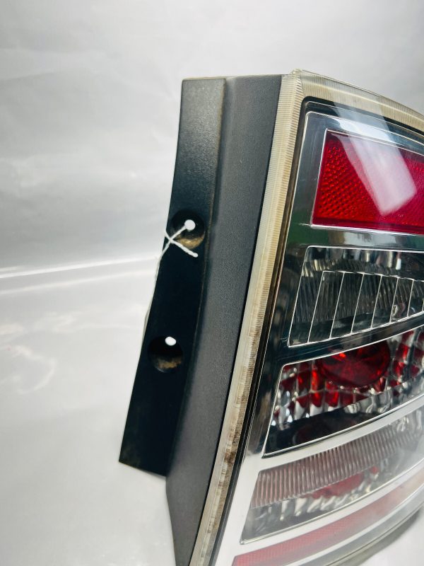 2007 2008 2009 2010 FORD EDGE REAR RIGHT OEM TAIL LIGHT - Image 8