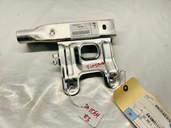 51117266193 BMW F22 F30 340 335 330 328 320 228 230 LEFT OEM BUMPER BRACKET
