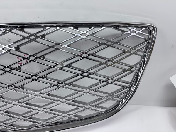 86351-T6500  2022 2023 2024 HYUNDAI GENESIS GV70 CHROME FRONT OEM GRILLE - Image 3