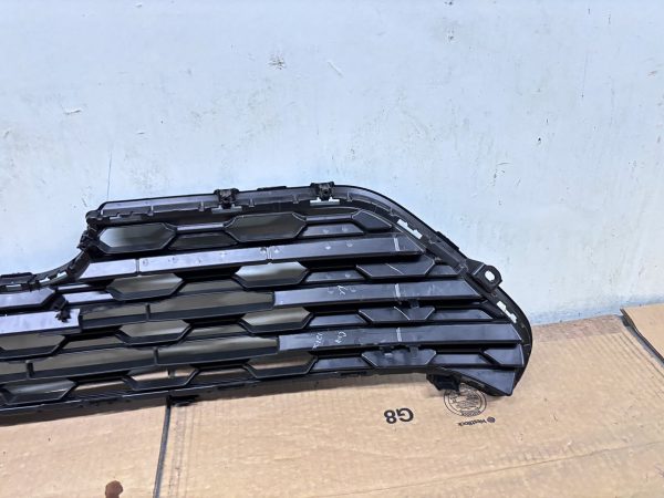 2019 2020 2021 2022 2023 2024 TOYOTA RAV4 BLACK FRONT UPPER  OEM GRILLE - Image 12