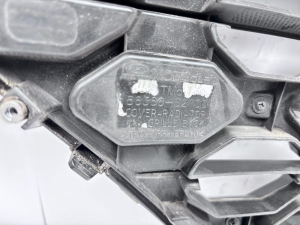 86366-S2100  2019 2020 HYUNDAI SANTA FE FRONT OEM GRILLE - Image 17