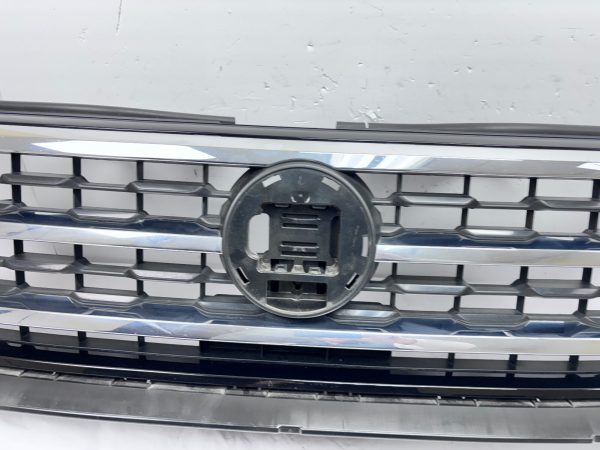 3CM853651M  2020 2021 2022 2023 VW ATLAS CROSS SPORT  FRONT OEM GRILLE - Image 6