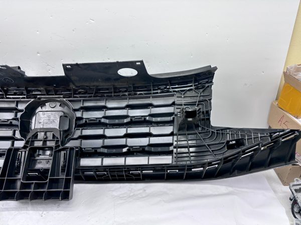 3CM853651M  2020 2021 2022 2023 VW ATLAS CROSS SPORT  FRONT OEM GRILLE - Image 16