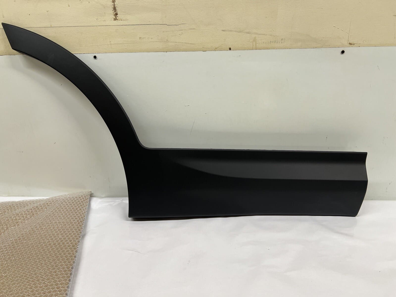 OEM 877324z000 2013-2018 Hyundai Santa Fe Sport Rear Right Door Molding Flare