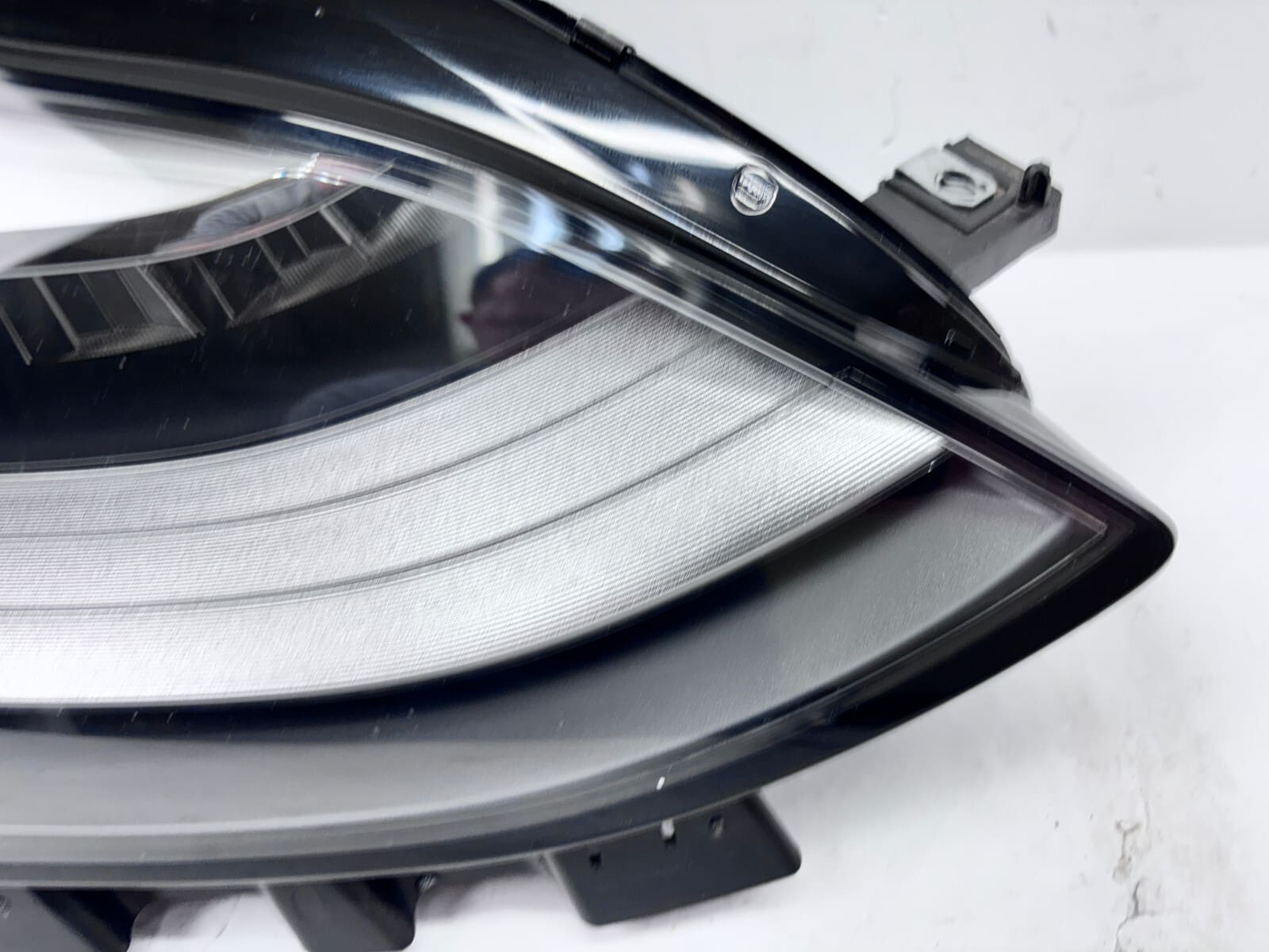ALL TABS 2017 2018 2019 2020 2021 TESLA MODEL 3 Y LED FRONT RIGHT OEM HEADLIGHT - Image 4