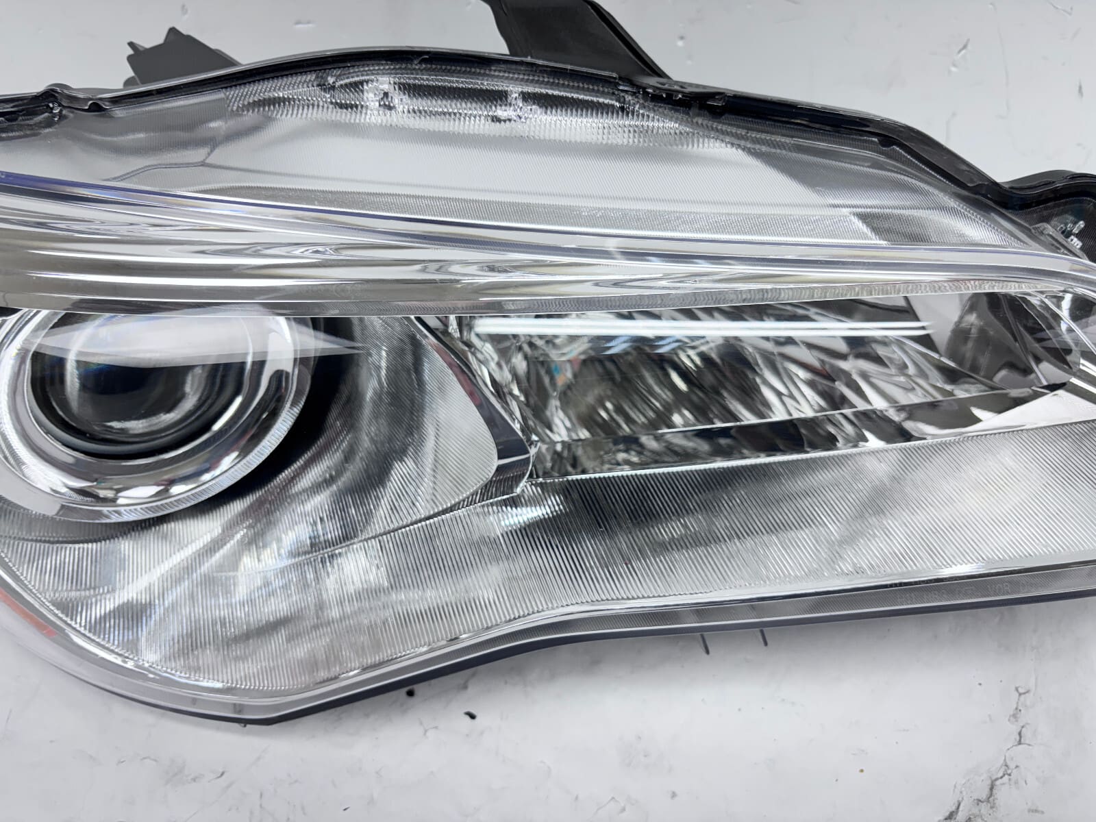 NICE 2015 2016 2017 TOYOTA CAMRY HALOGEN FRONT RIGHT OEM HEADLIGHT - Image 8