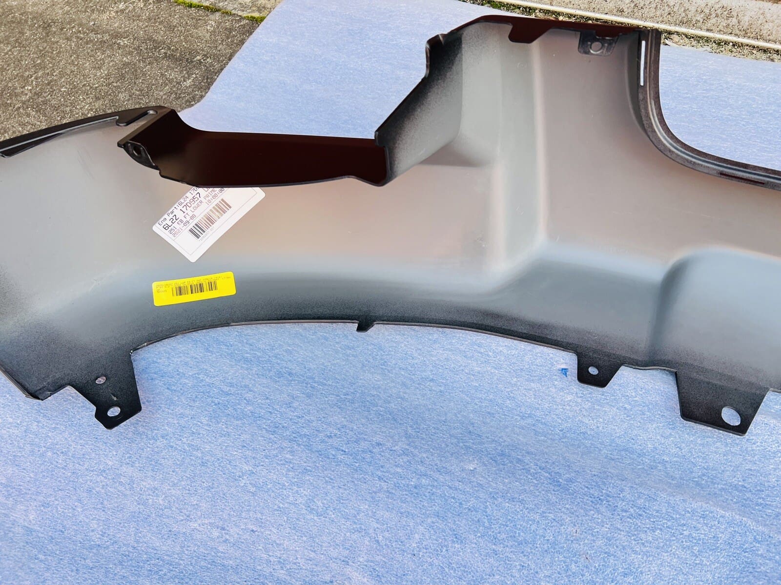2006 2007 2008 2009 2010 FORD EXPLORER FRONT OEM BUMPER COVER LOWER GENUINE - Image 12