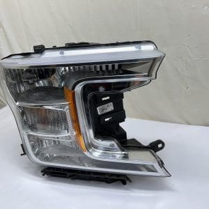 KL3413005AA 2018 2019 2020 FORD F150 HALOGEN FRONT RIGHT OEM HEADLIGHT