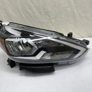 2016 2017 2018 2019 NISSAN SENTRA HALOGEN FRONT RIGHT OEM HEADLIGHT