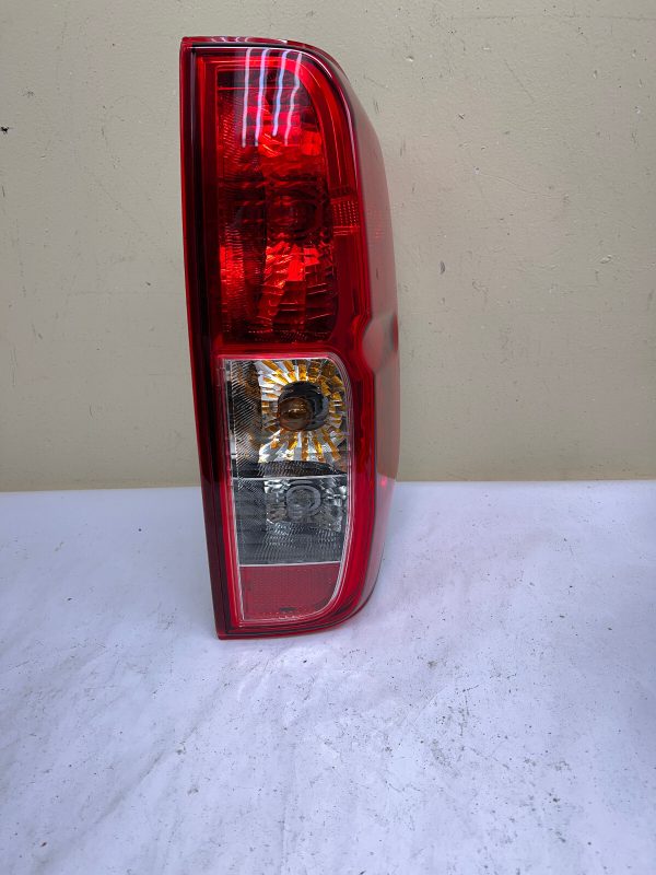 🎈2014 2015 2016 2017 2018 2019 2020 2021 NISSAN FRONTIER RIGHT OEM TAIL LIGHT
