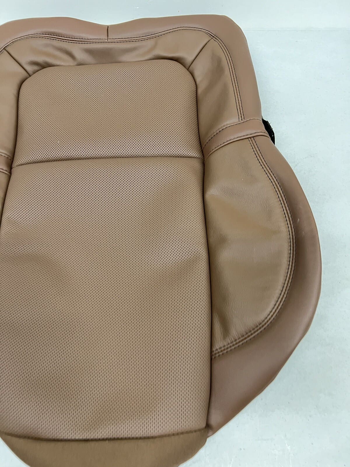 lc5z7864416bb 2020 2021 2022 2023 Lincoln Aviator Front Right Seat Back Cushion - Image 9