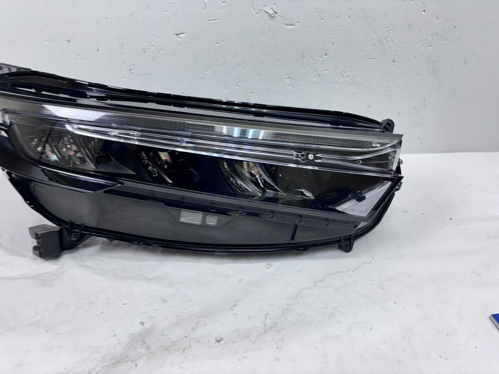 2023 2024 2025 HONDA CRV FULL LED FRONT RIGHT OEM HEADLIGHT - Image 2
