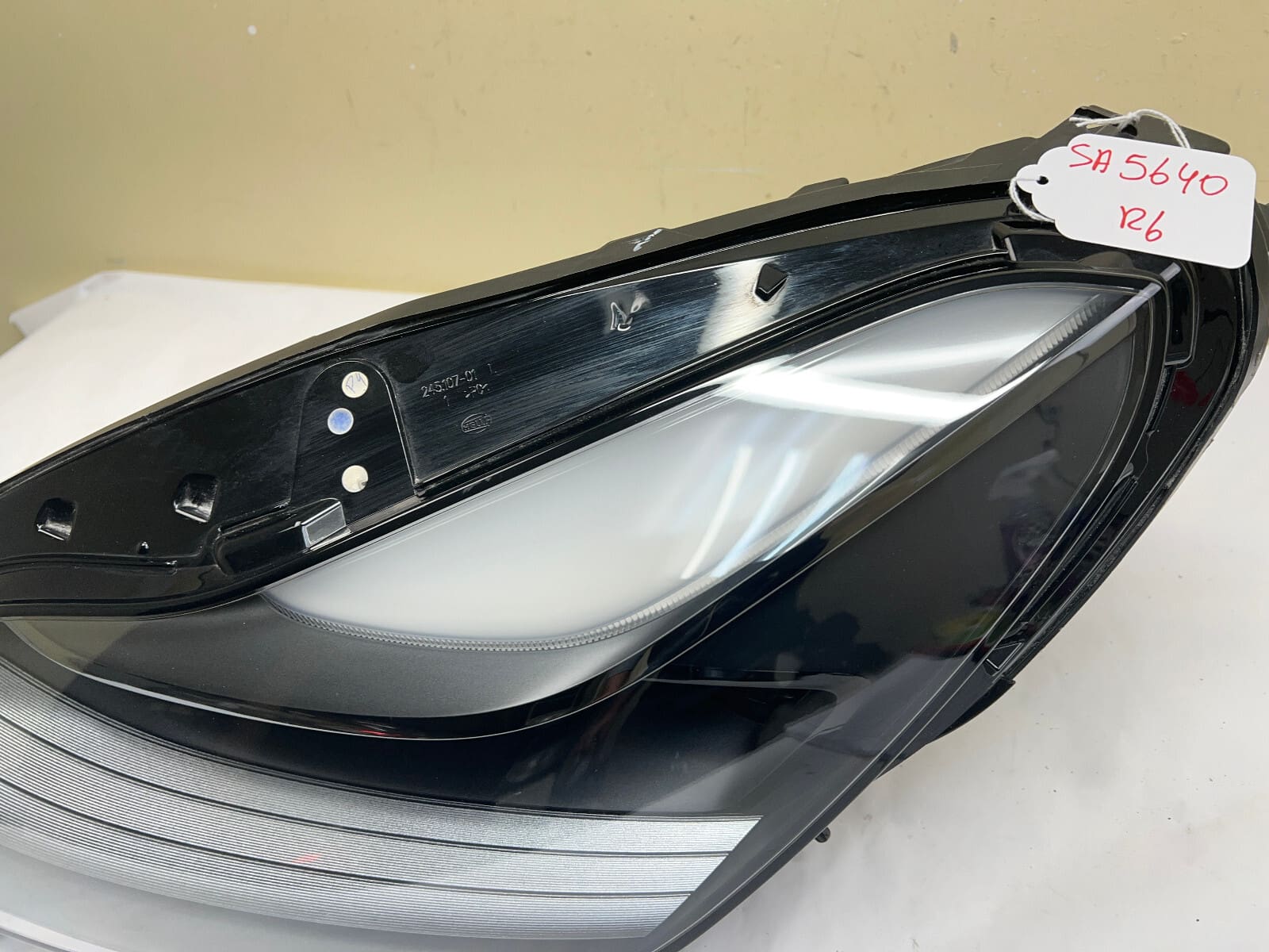 2021 2022 2023 TESLA 3 Y LED PROJECTOR MATRIX LEFT OEM HEADLIGHT 1514952-00-C - Image 9