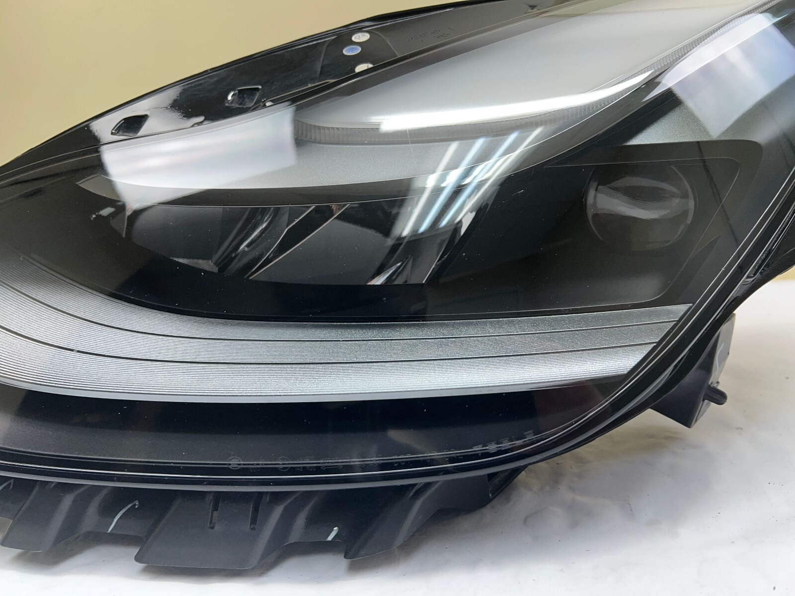 2021 2022 2023 TESLA 3 Y LED PROJECTOR MATRIX LEFT OEM HEADLIGHT 1514952-00-C - Image 12