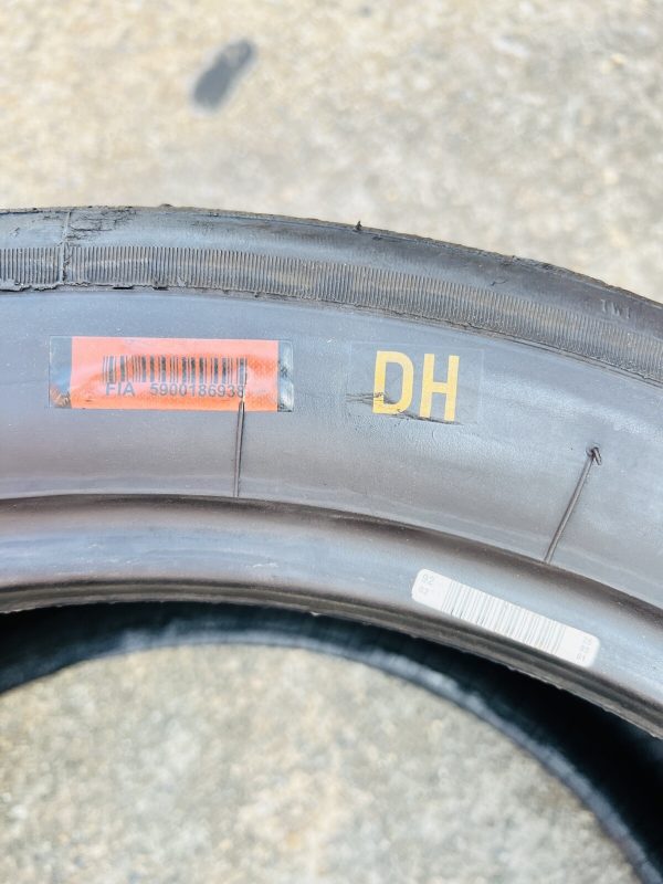 PIRELLI RACING TIRE FRONT PORSCHE GT4 265/645-18 TIRE NICE TIRE ONLY 1 - Image 8