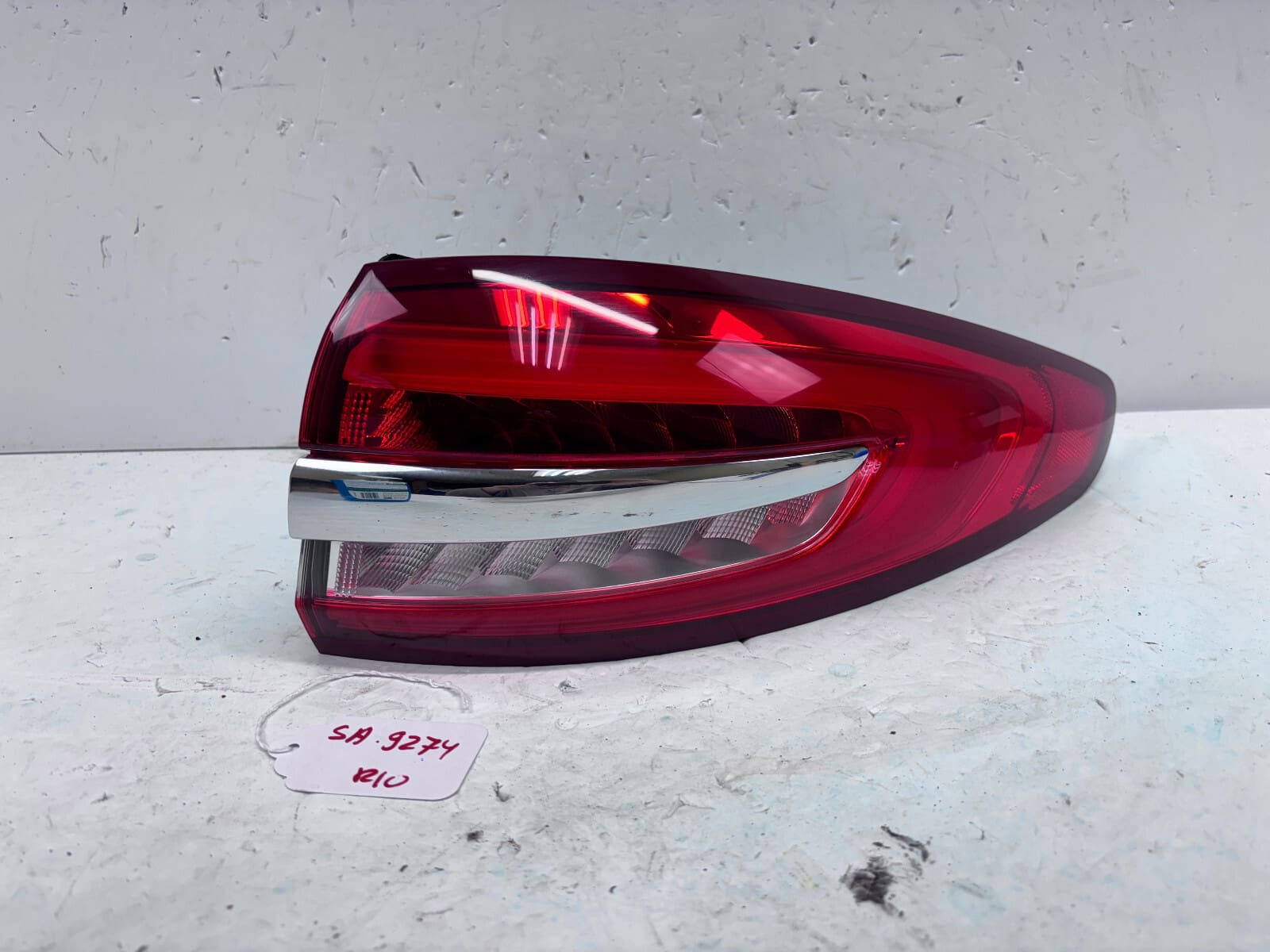 HS7313404AB 2017 2018 2019 2020 FORD FUSION LED REAR RIGHT OEM TAIL LIGHT - Image 2