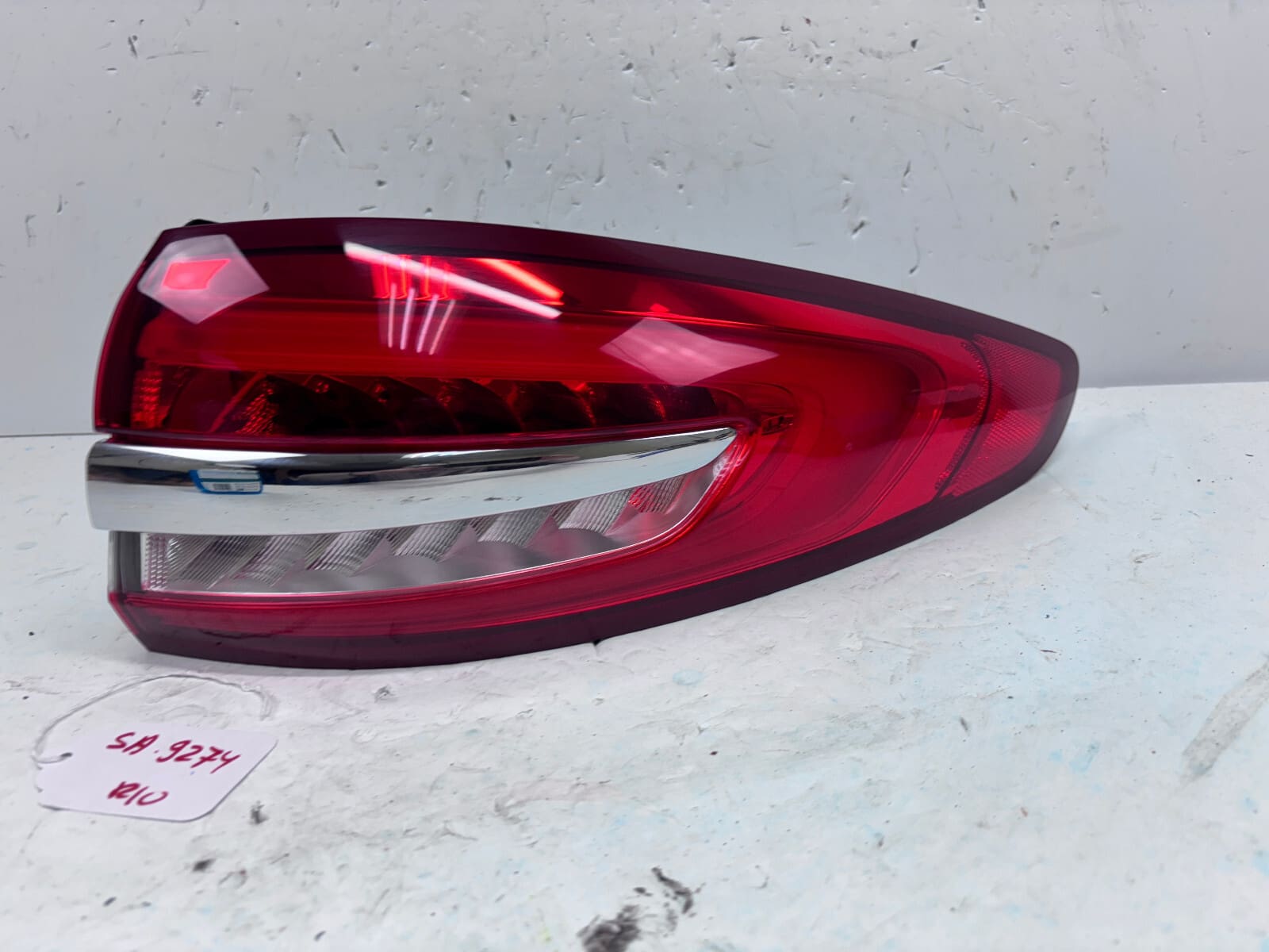 HS7313404AB 2017 2018 2019 2020 FORD FUSION LED REAR RIGHT OEM TAIL LIGHT - Image 3