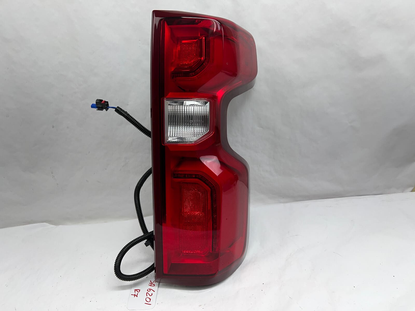 2019-2022 2023 2024 chevy silverado 1500 led rear right oem tail light 85115894 - Image 2