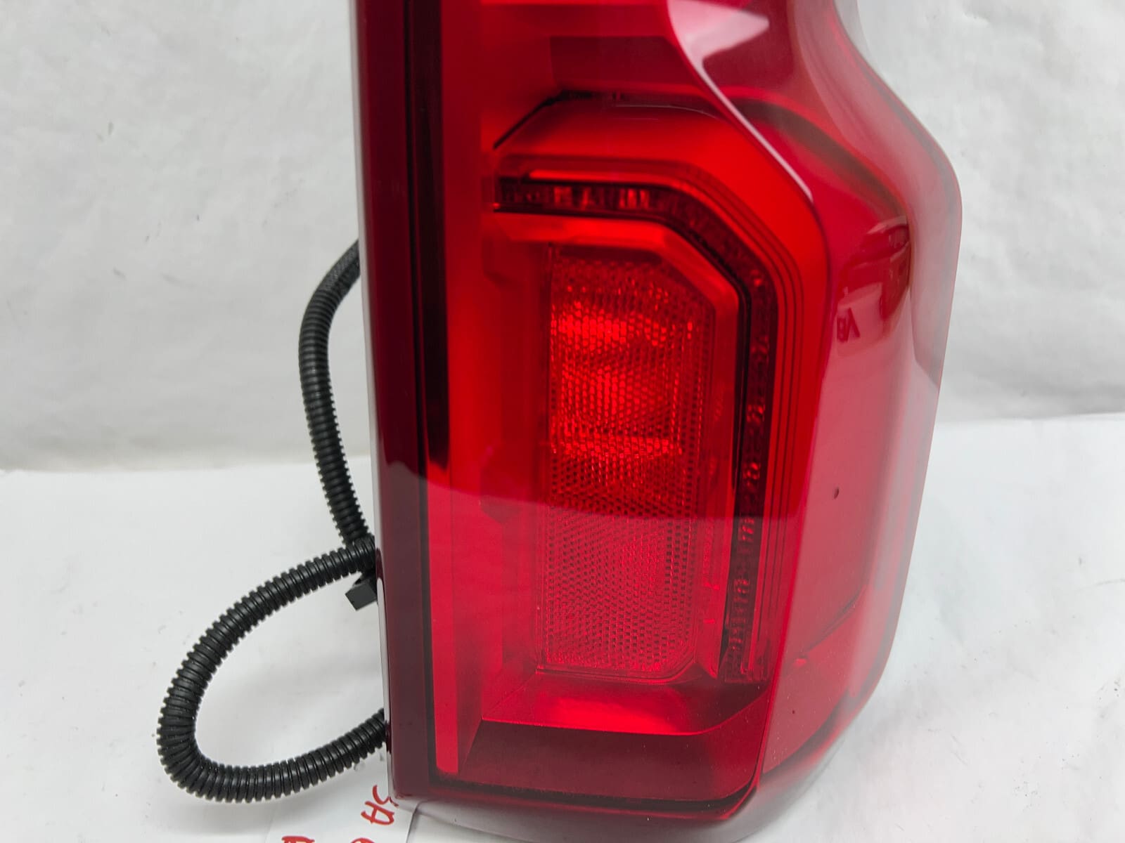 2019-2022 2023 2024 chevy silverado 1500 led rear right oem tail light 85115894 - Image 4