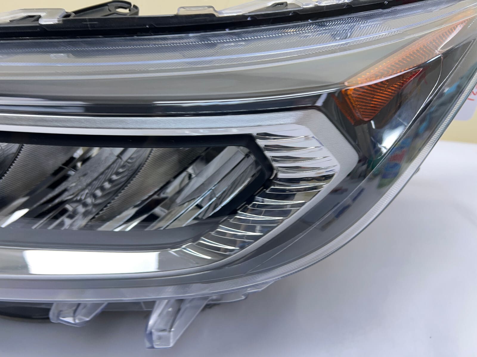 2019 2020 2021 TOYOTA RAV4 LED FRONT LEFT OEM HEADLIGHT - Image 5