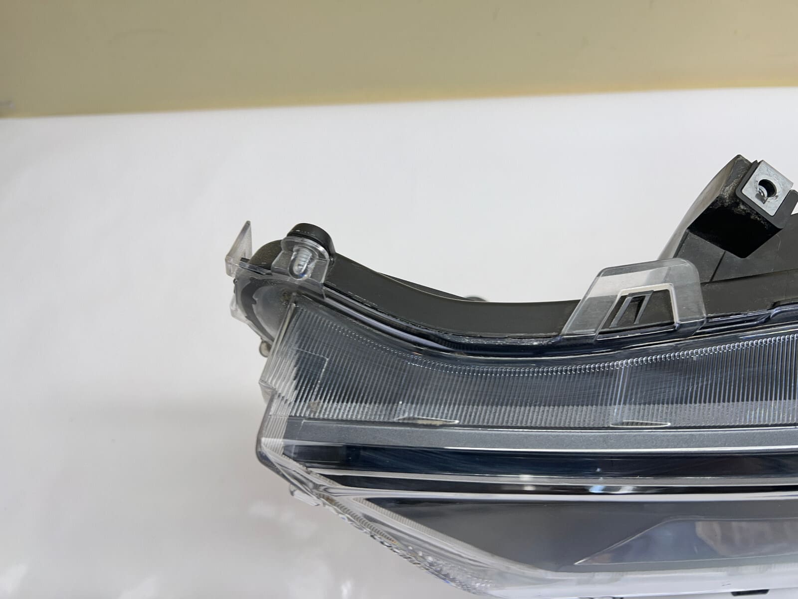 2019 2020 2021 TOYOTA RAV4 LED FRONT LEFT OEM HEADLIGHT - Image 8