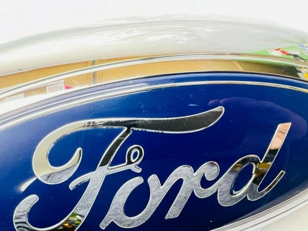 JL1B8B262AD 2018 2019 2020 FORD EXPEDITION FRONT OEM GRILLE EMBLEM CAMERA WASHER - Image 5