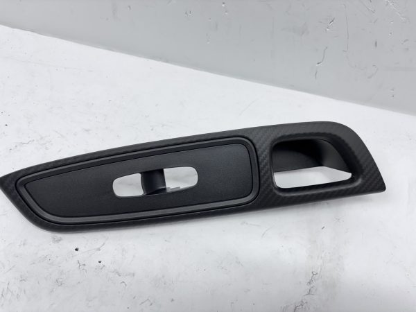 2020-2024 NISSAN VERSA FRONT RIGHT DOOR POWER WINDOW SWITCH BEZEL 80960-5ef1a - Image 7