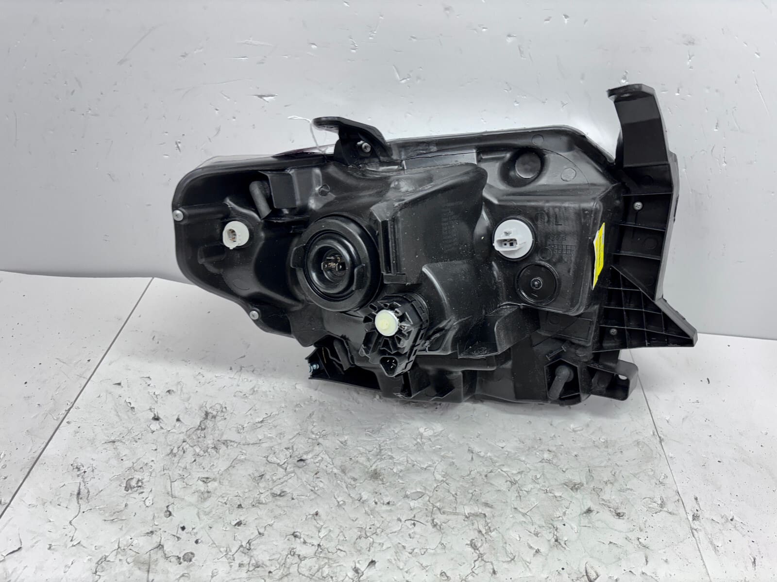 for 2014 2015 2016 2017 toyota tundra halogen left capa headlight - Image 18