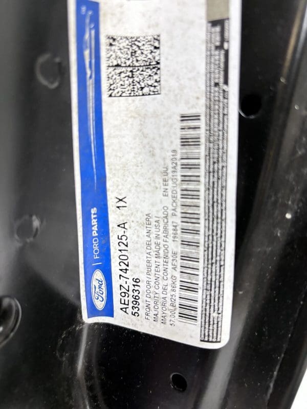 OEM 2010-2014 2015 2016 2017 2018 2019 LINCOLN MKT FRONT LEFT DOOR ae9z7420125a - Image 9