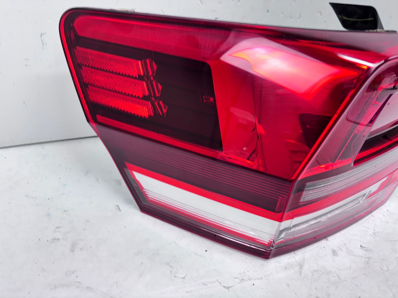 NICE 3CN945095B 2018 2019 2020 VW ATLAS LED REAR LEFT OEM TAIL LIGHT - Image 13