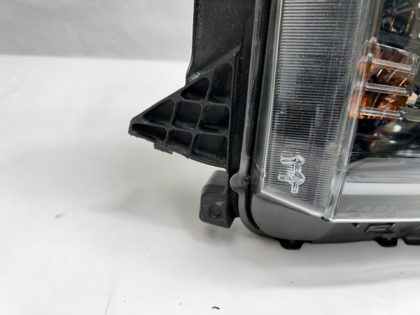2018 2019 2020 2021 toyota tundra led black bezel front left oem headlight - Image 12