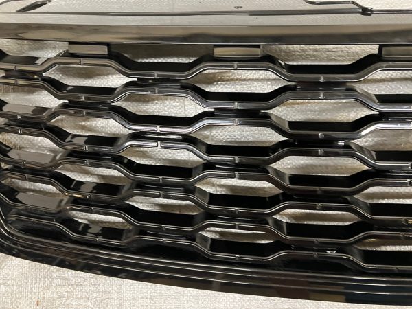 2018 2019 2020 2021 Land Rover Range Rover Vogue L405 Front Oem Grille - Image 10
