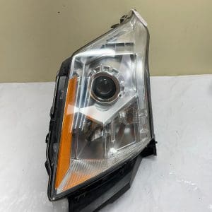 2010 2011 2012 2013 2014 2015 2016 CADILLAC SRX HALOGEN FRONT LEFT OEM HEADLIGHT