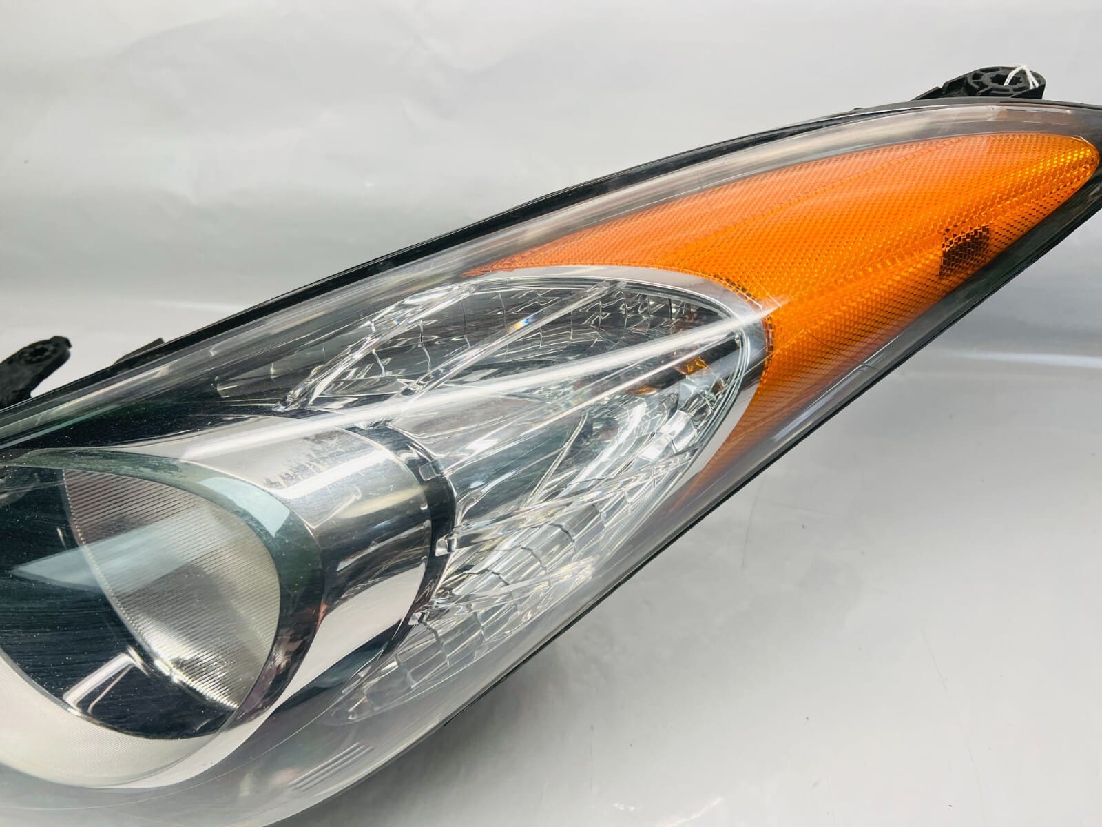 921013X 2011 2012 2013 HYUNDAI ELANTRA FRONT LEFT OEM HEADLIGHT HALOGEN - Image 6