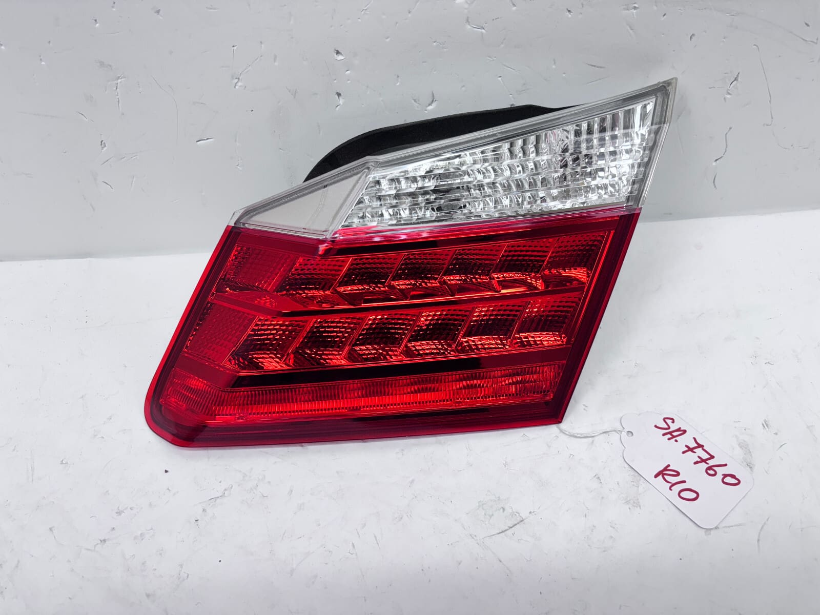 NICE 2013 2014 2015 HONDA ACCORD HALOGEN INNER REAR RIGHT OEM TAIL LIGHT