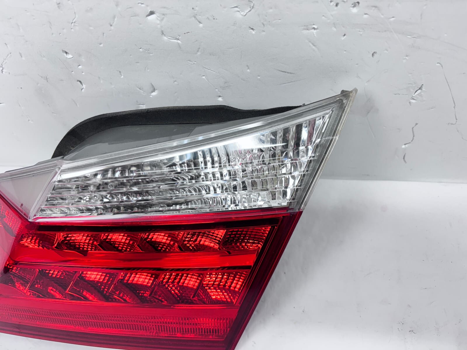 NICE 2013 2014 2015 HONDA ACCORD HALOGEN INNER REAR RIGHT OEM TAIL LIGHT - Image 3